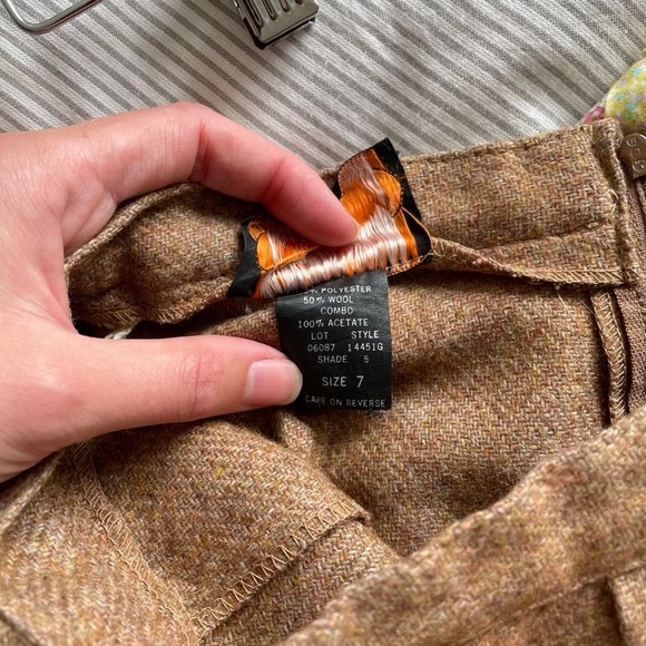 Vintage Pleated Wool Skirt - Picture 4 of 4